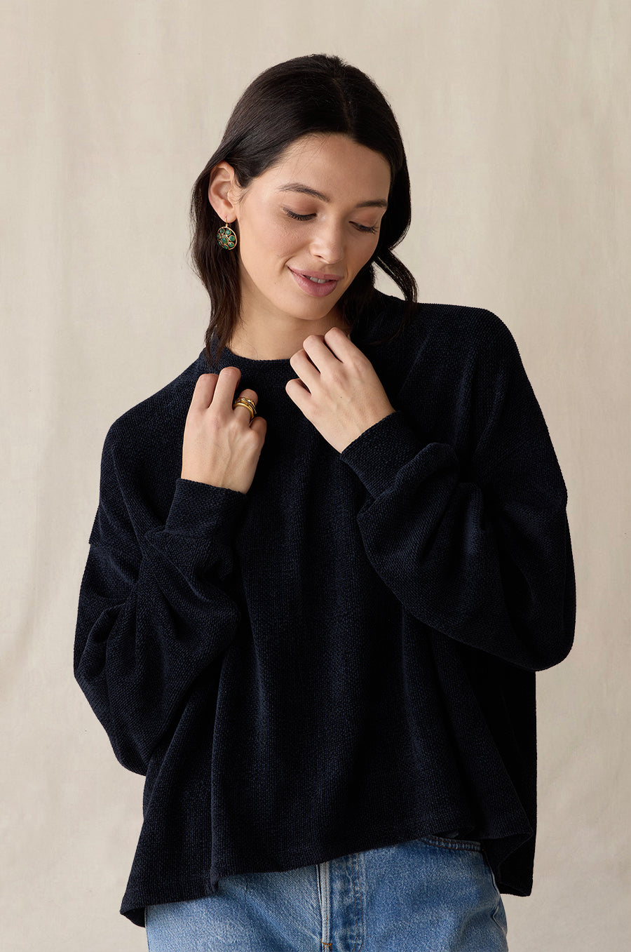 Slouchy Sweatshirt in midnight chenille - the lady & the sailor