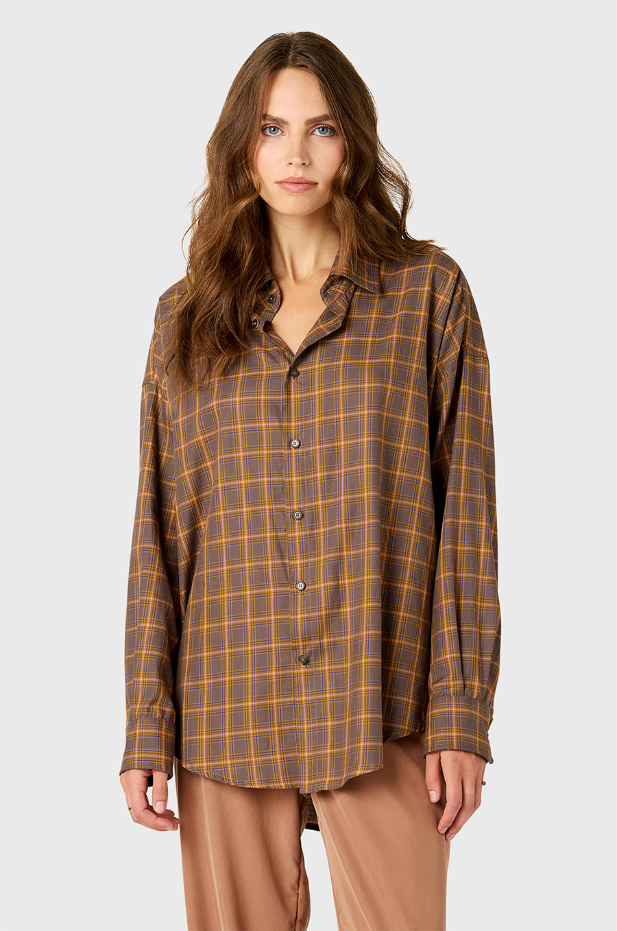 Model wearing The Lady & The Sailor Sunday Shirt in Dusk Plaid and Silky Wide Leg Pant in Washed Rosegold.