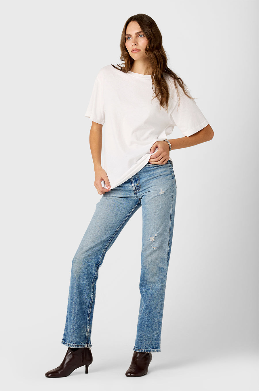 THE SLOUCHY TEE IN WHITE - the lady & the sailor