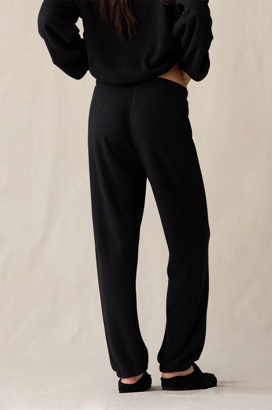 Mariner Fleece Polo and Relaxed Fleece Sweatpant in black - the lady & the sailor