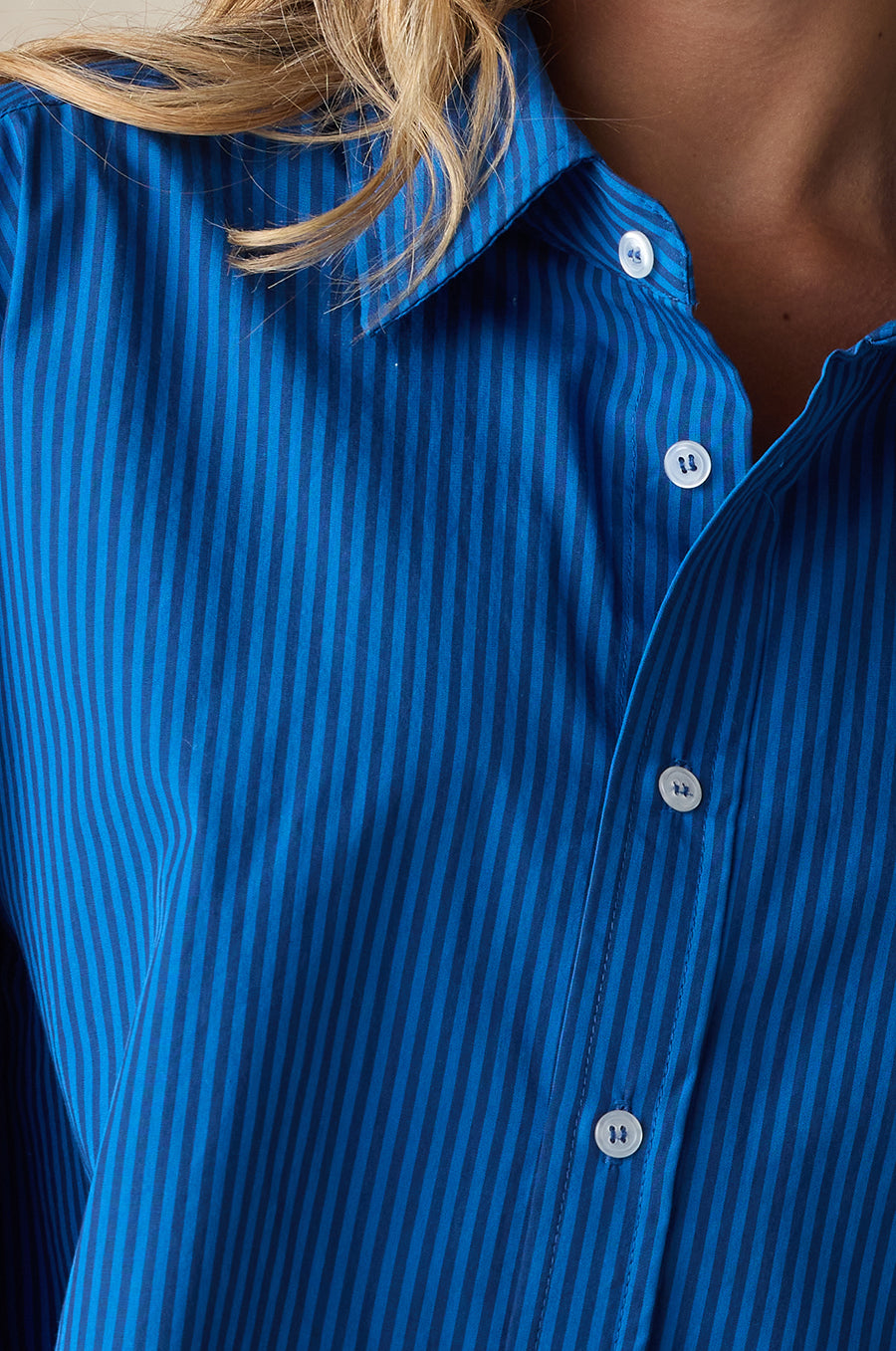 CROPPED BOXY BUTTON UP IN CERULEAN STRIPE POPLIN - the lady & the sailor
