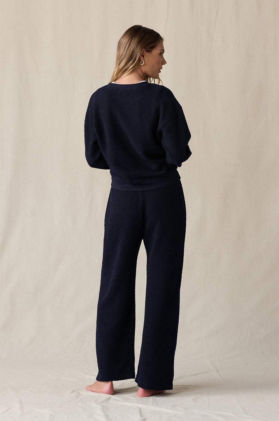 LE CLASSIQUE CREW IN NAVY BOUCLÉ