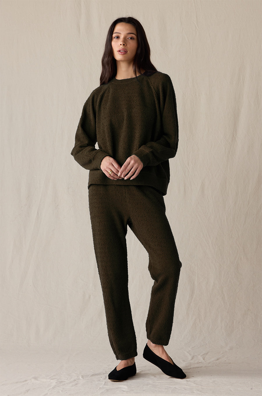 FULL LENGTH VINTAGE SWEATPANT IN MOSS BOUCLÉ