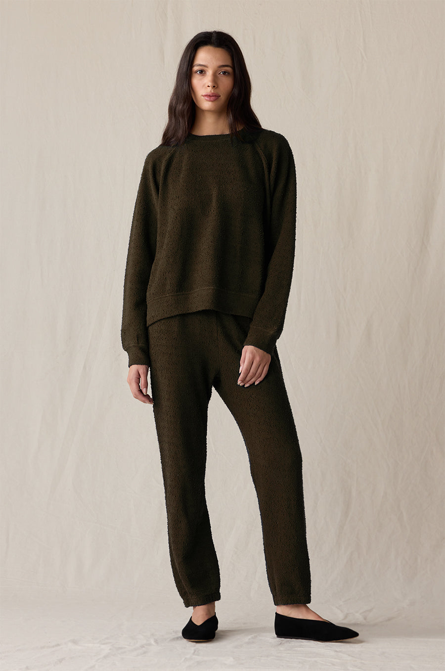 FULL LENGTH VINTAGE SWEATPANT IN MOSS BOUCLÉ