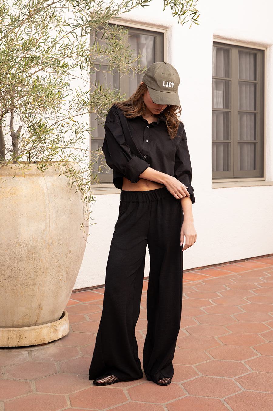 LADY BASEBALL CAP IN ARMY/WHITE