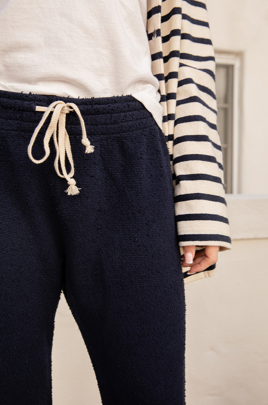 FULL LENGTH VINTAGE SWEATPANT IN NAVY BOUCLÉ