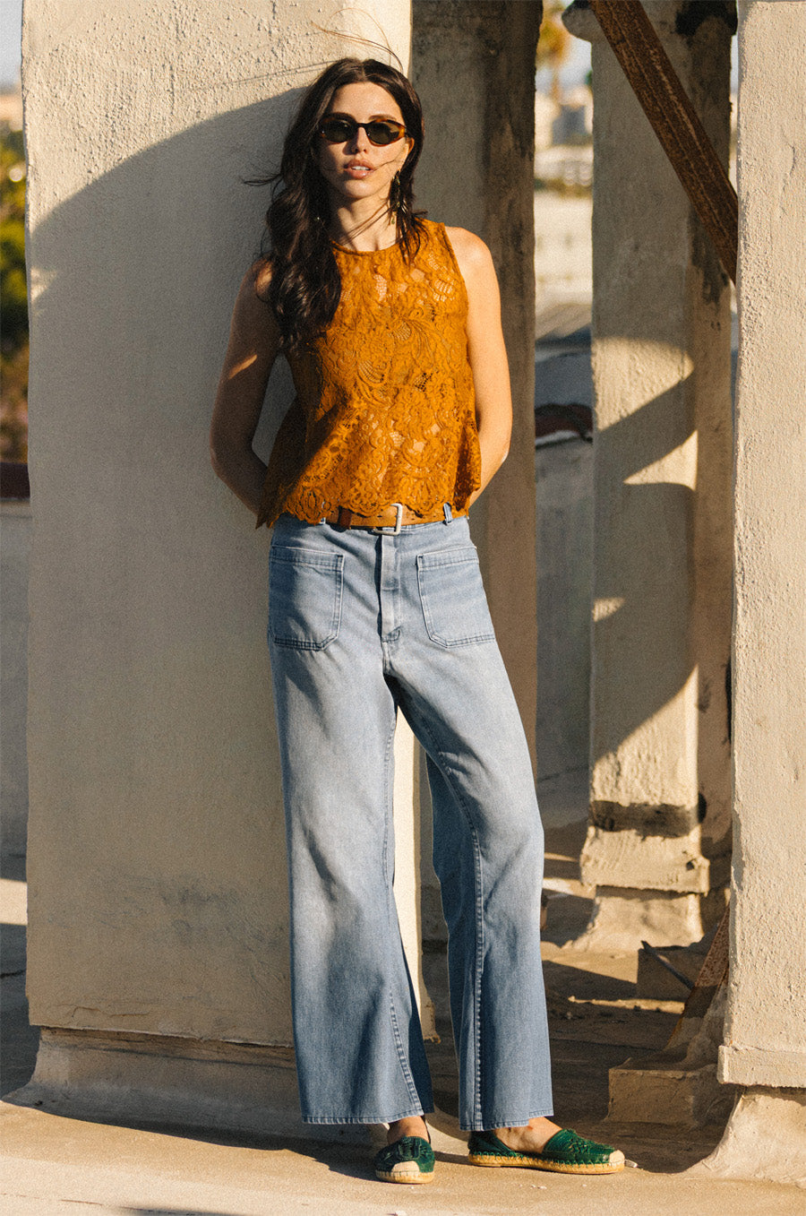 SCALLOPED LACE TANK IN BRONZE