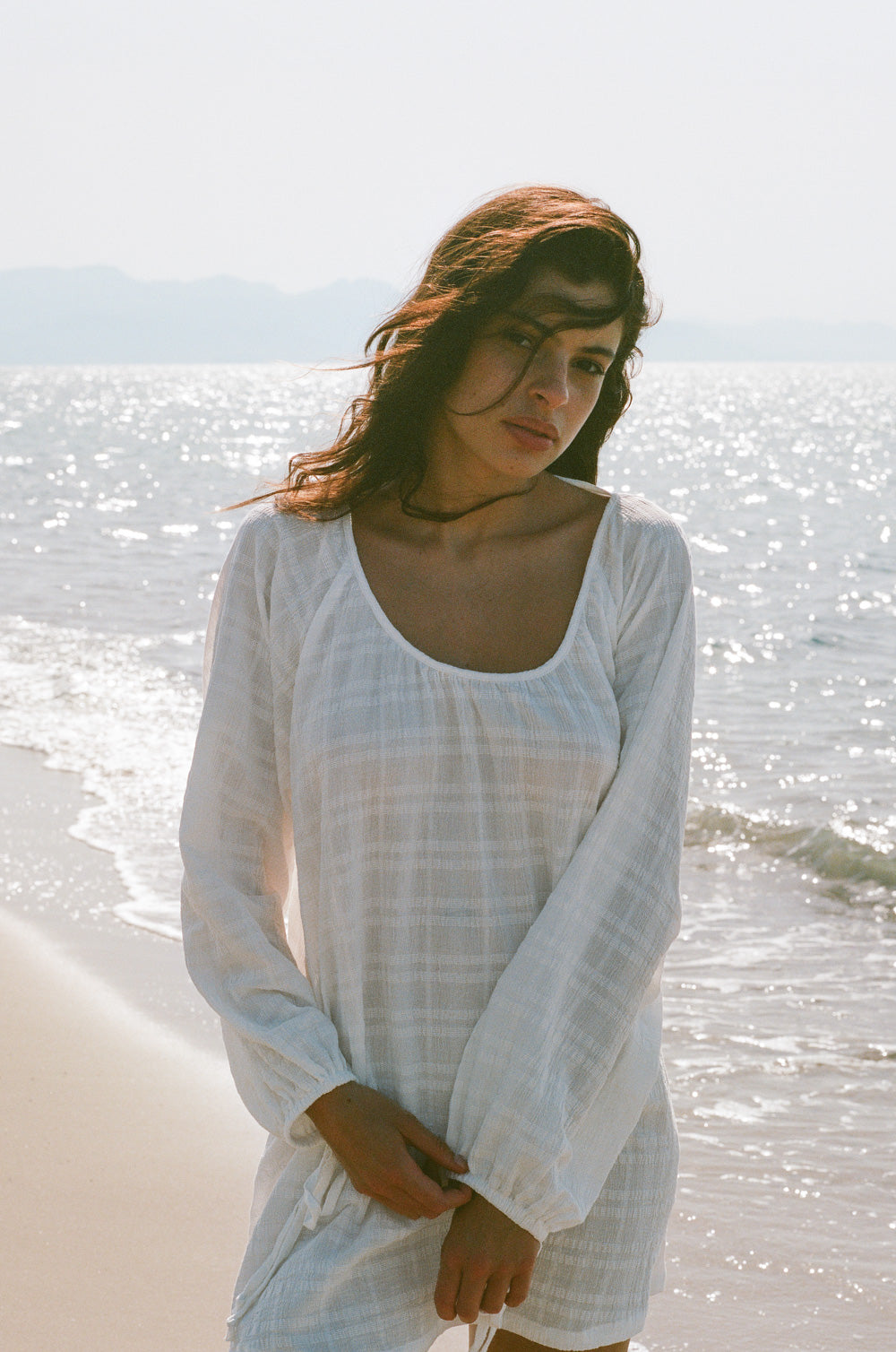 BACKLESS BEACH MINI IN WHITE PLAID GAUZE