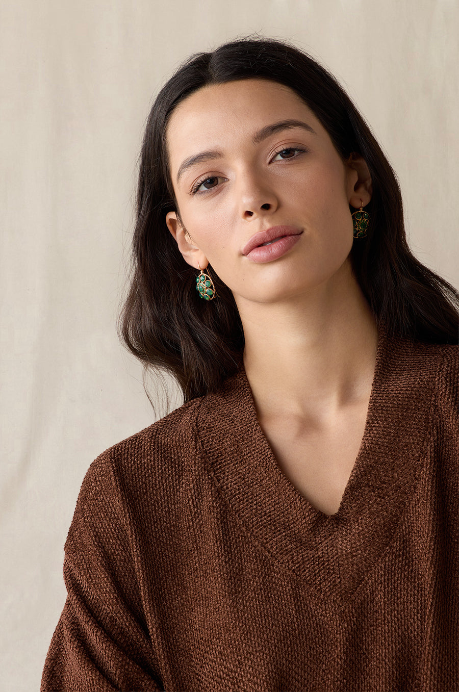 Relaxed V-Neck Pullover in chestnut chenille - the lady & the sailor