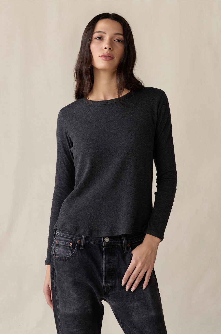 L/S Scoop Tee in heather charcoal knit cotton - the lady & the sailor