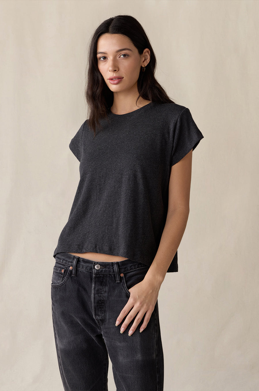 Shrunken BF Tee in heather charcoal knit cotton - the lady & the sailor