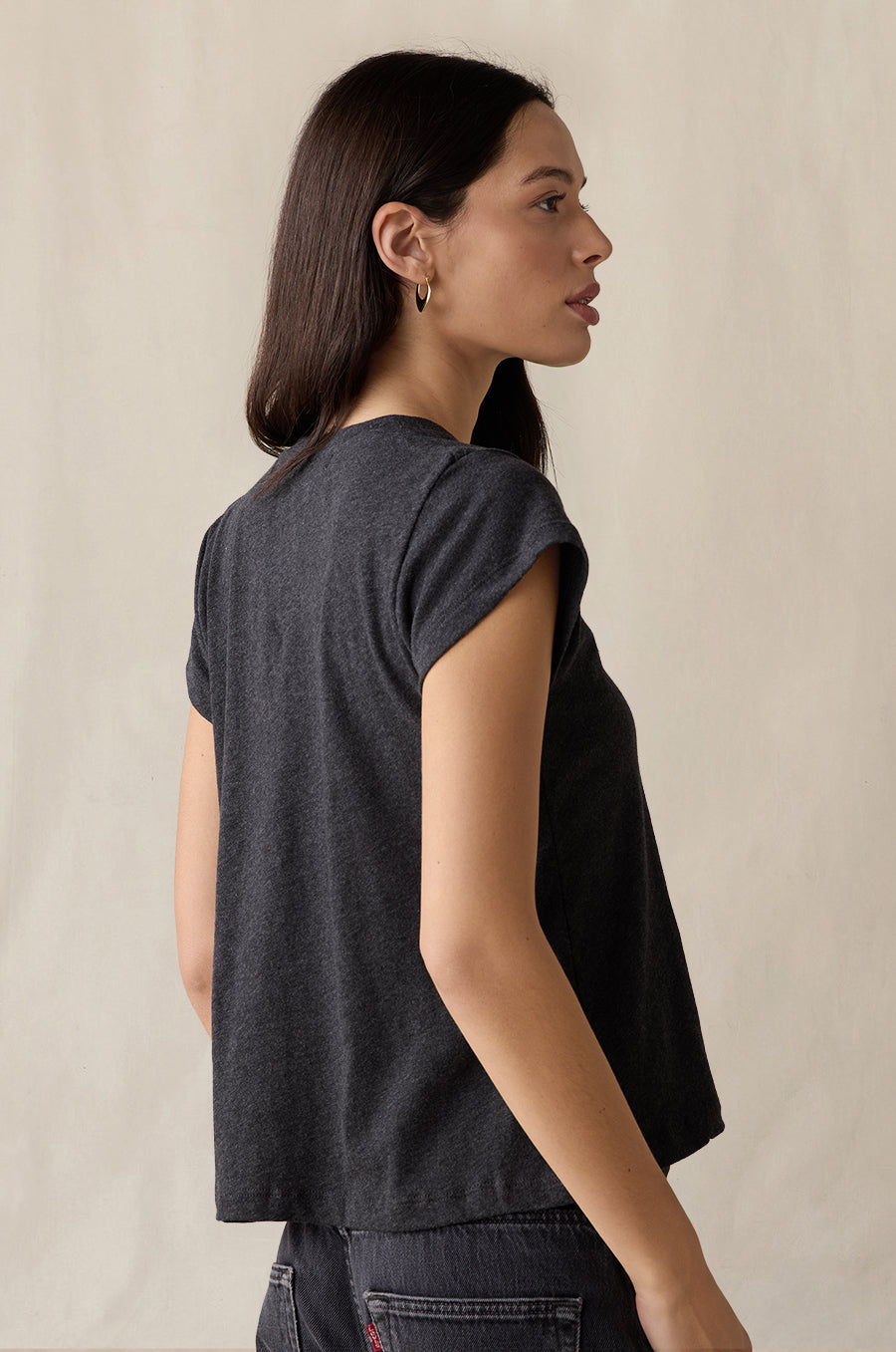 Shrunken BF Tee in heather charcoal knit cotton - the lady & the sailor