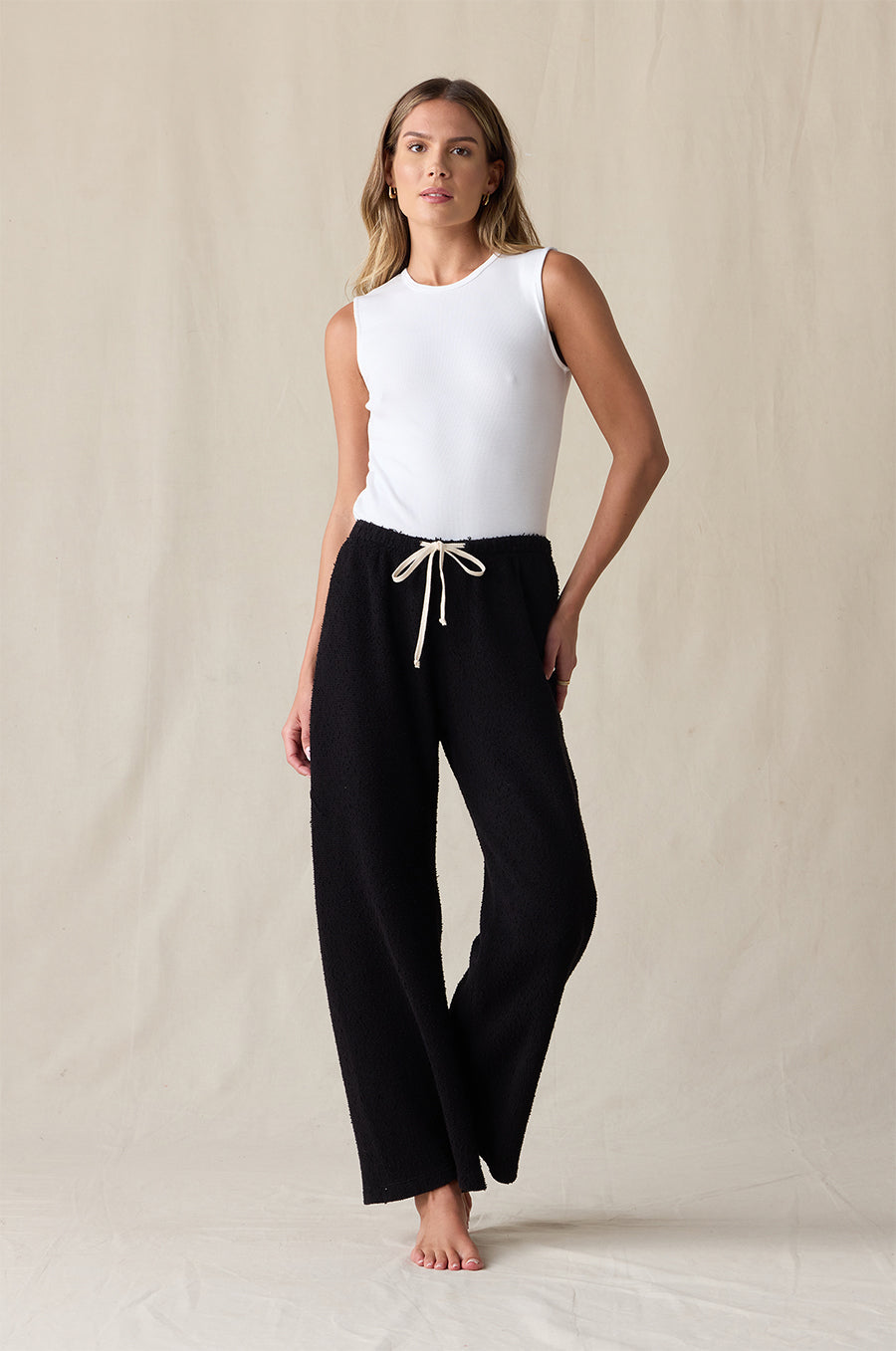 THE EVERYDAY PANT IN BLACK BOUCLÉ