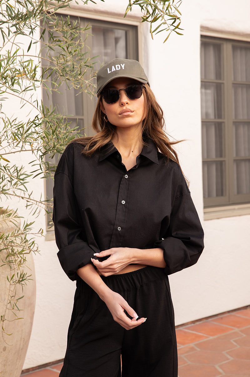 CROPPED BOXY BUTTON UP IN BLACK POPLIN