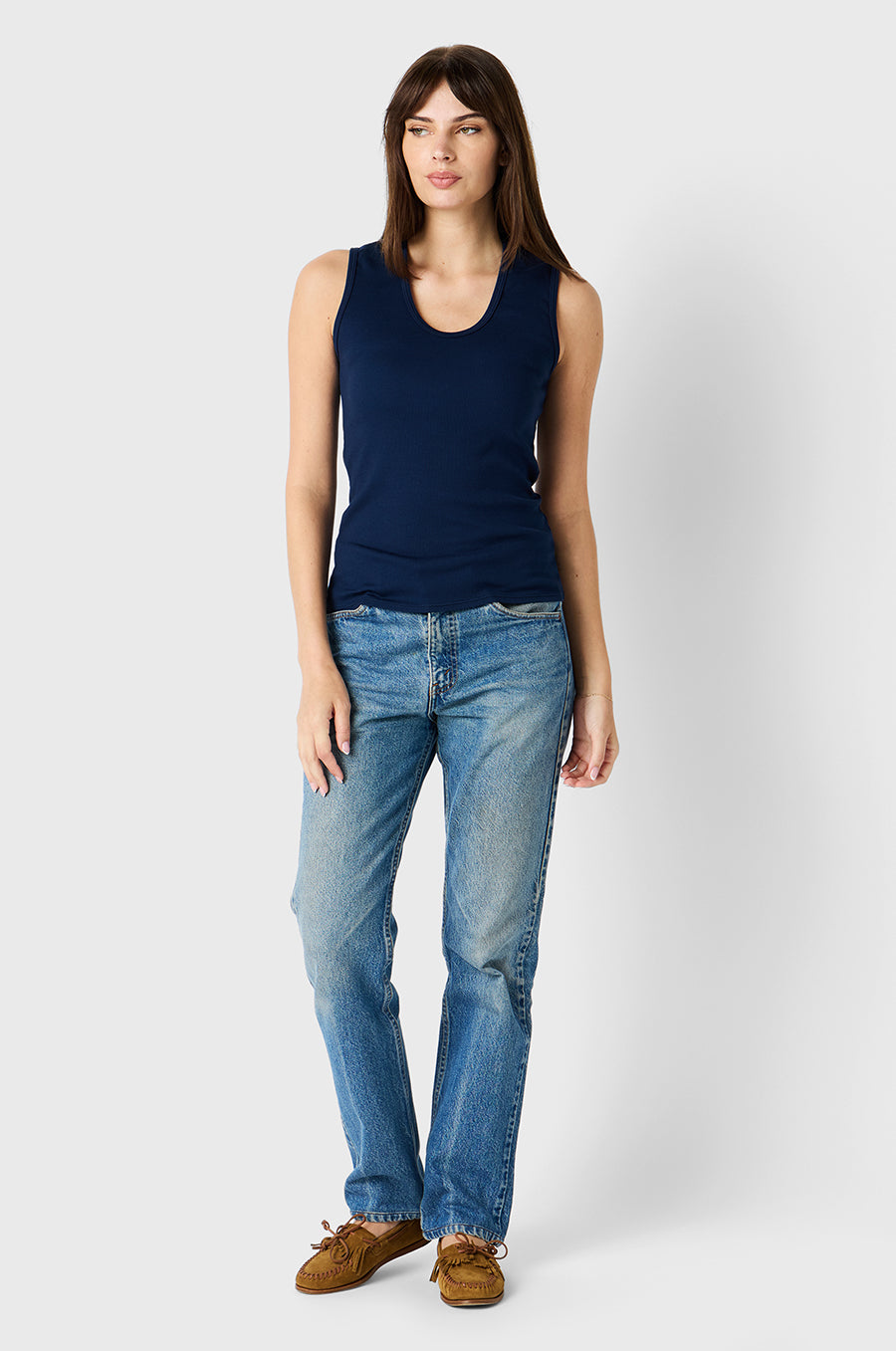 Brunette Model wearing the lady & the sailor Scoop Neck Tank in Navy Classic Rib