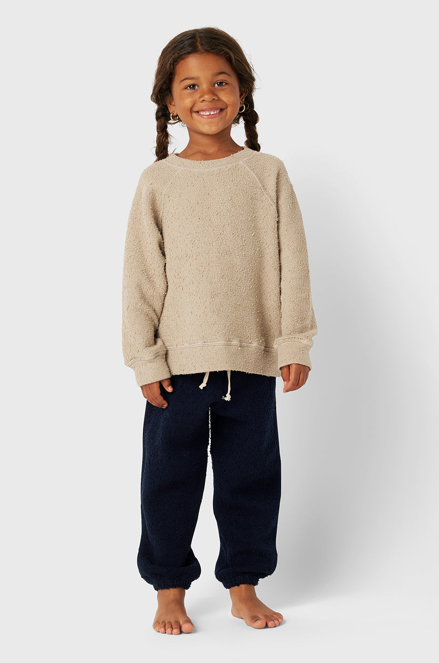 Model wearing Kids Vintage Sweatpants in Navy Bouclé little lady & petit sailor