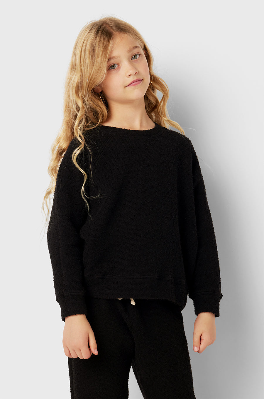 Kids Brentwood Sweatshirt in Black Bouclé little lady & petit sailor