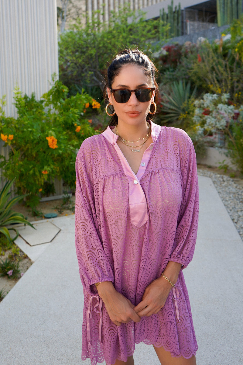 Model wearing Billow Sleeve Tunic Mini Dress in Lavender Lace.