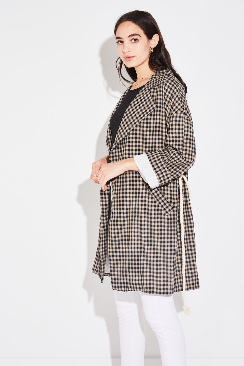 Model wearing the lady & the sailor Relaxed Collared Coat in Taupe Gingham