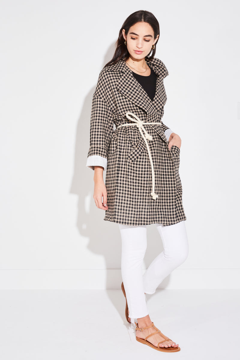 Model wearing the lady & the sailor Relaxed Collared Coat in Taupe Gingham
