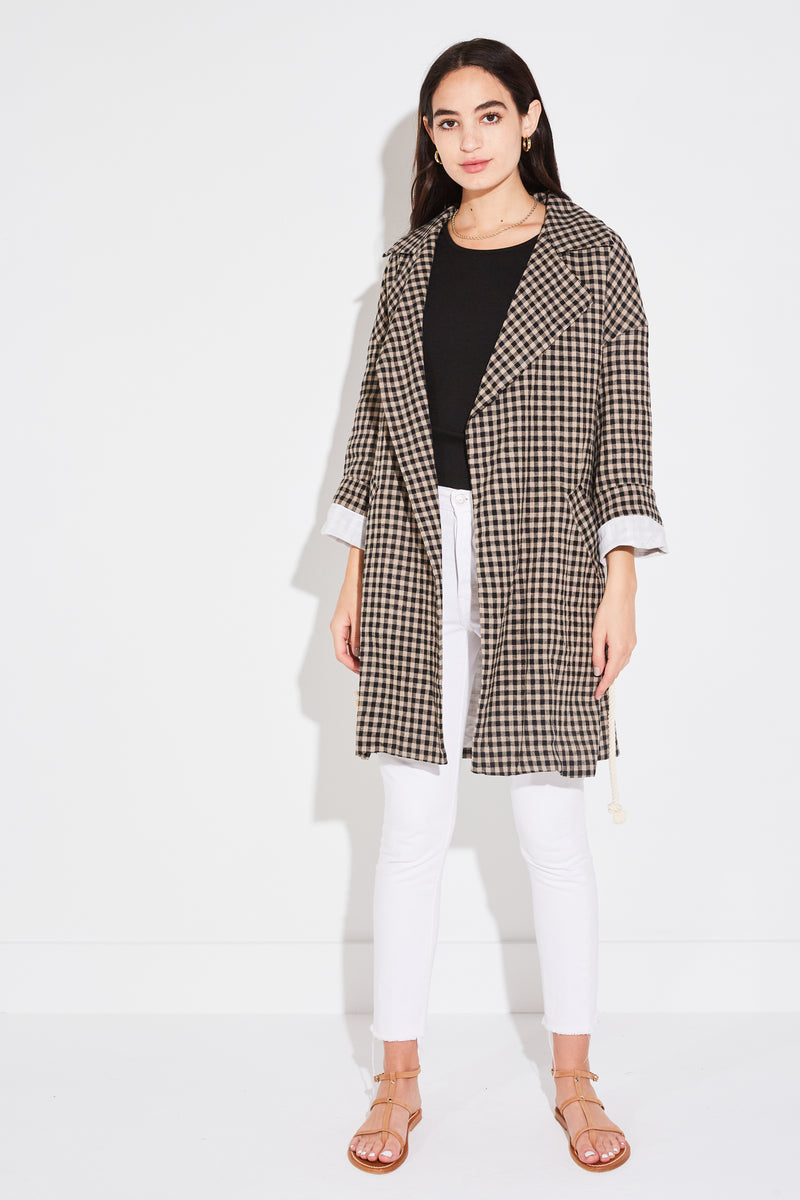 Model wearing the lady & the sailor Relaxed Collared Coat in Taupe Gingham
