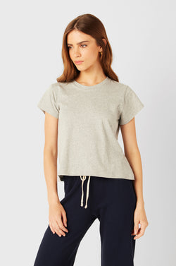 Brunette Model wearing the lady & the sailor Shrunken BF Tee in Heather Grey Luxe Cotton.