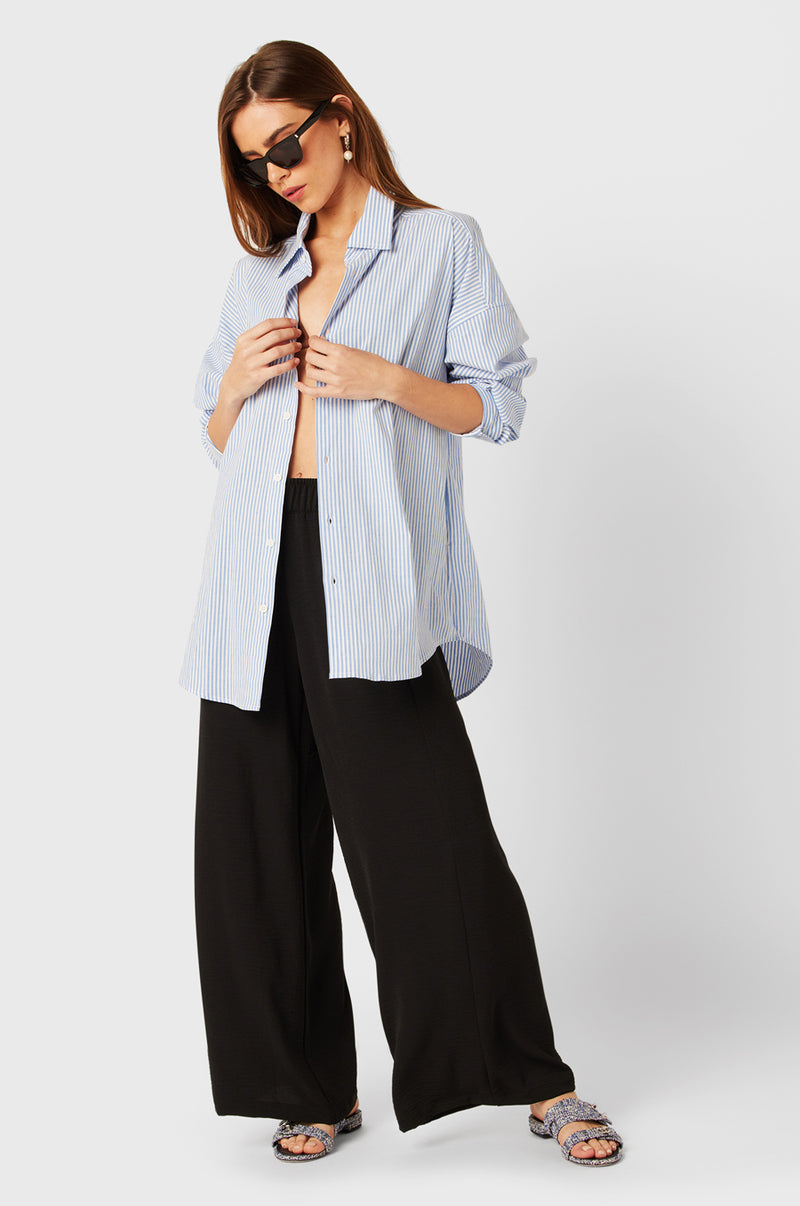 Kei Minimal Folds Wide Leg Flow Trousers